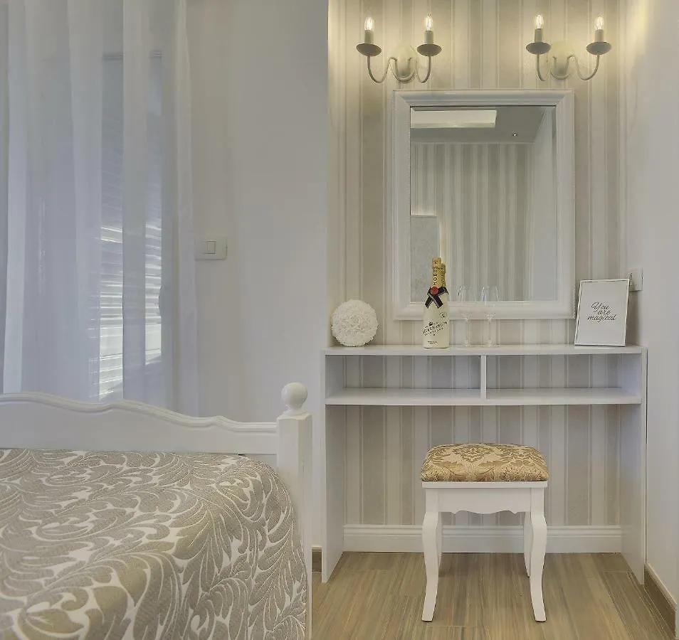 Apartments Zanetti 2 بولا